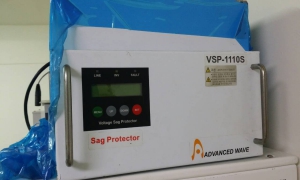 這張圖片的 alt 屬性值為空，它的檔案名稱為 Voltage-Sag-Protector-VSP-1110S.jpg